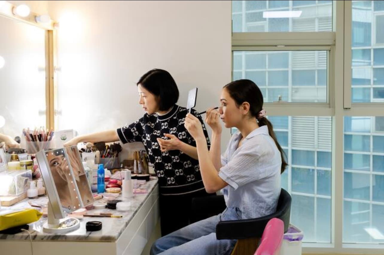 CYoung skincare class session 12 - hands-on K-Beauty education for skin barrier repair and sensitive skin care