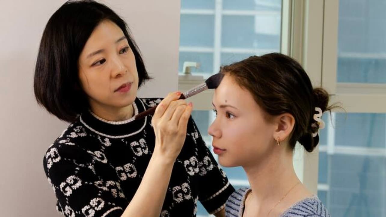 CYoung skincare class session 8 - hands-on K-Beauty education for skin barrier repair and sensitive skin care