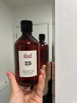 YUTHMENU Italian 25y Balsamic De-Puffing Toner — photo from Anne's review