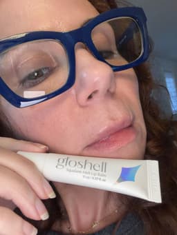 gloshell gloshell Squalane Melt Lip Balm — photo from Erica's review