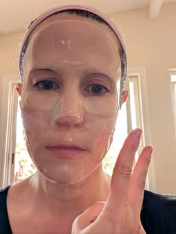 KIERA Vitalizing Hydrogel Collagen Mask — photo from Sarah's review
