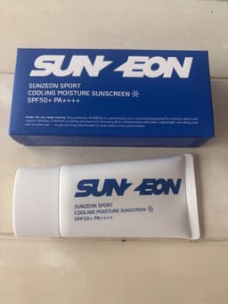 SUNZEON SUNZEON SPORT COOLING MOISTURE SUNSCREEN SPF50+ PA++++ 50ml — photo from Ally's review