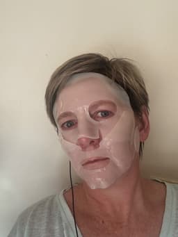 KIERA Vitalizing Hydrogel Collagen Mask — photo from Jacqueline's review