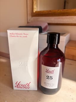 YUTHMENU Italian 25y Balsamic De-Puffing Toner — photo from Sara's review
