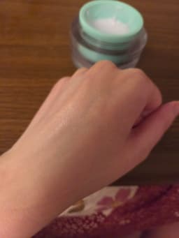 딥퍼센트 (deepercent) BLUEWATER MARINE BARRIER CREAM — photo from Elizabeth's review
