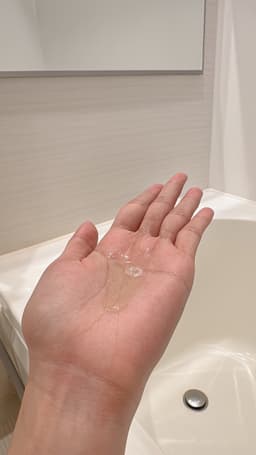 WOLLYO Tea Tree Green Body Wash 500ml — photo from Jamie's review