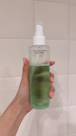 WOLLYO Tea Tree Green Body Mist 200ml — photo from Jamie's review
