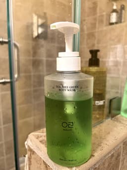 WOLLYO Tea Tree Green Body Wash 500ml — photo from itsANA's review